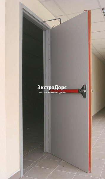 Дверь противопожарная металлическая глухая EI 90 с антипаникой в Сергиев посаде  купить