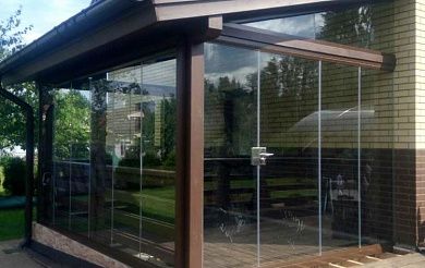 Противопожарная безрамная входная дверь со стеклом